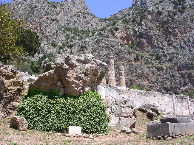 Approaching the ruins of the Temple of Apollon at Delphi.